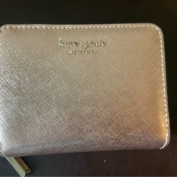 Kate Spade Staci Saffiano wallet NWOT - Picture 8 of 8